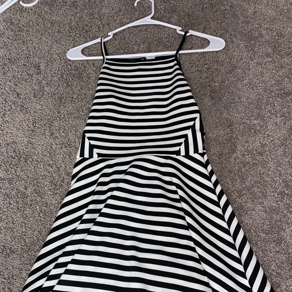H&M striped haulter top dress BARELY WORN!! GREAT CONDITION size 4